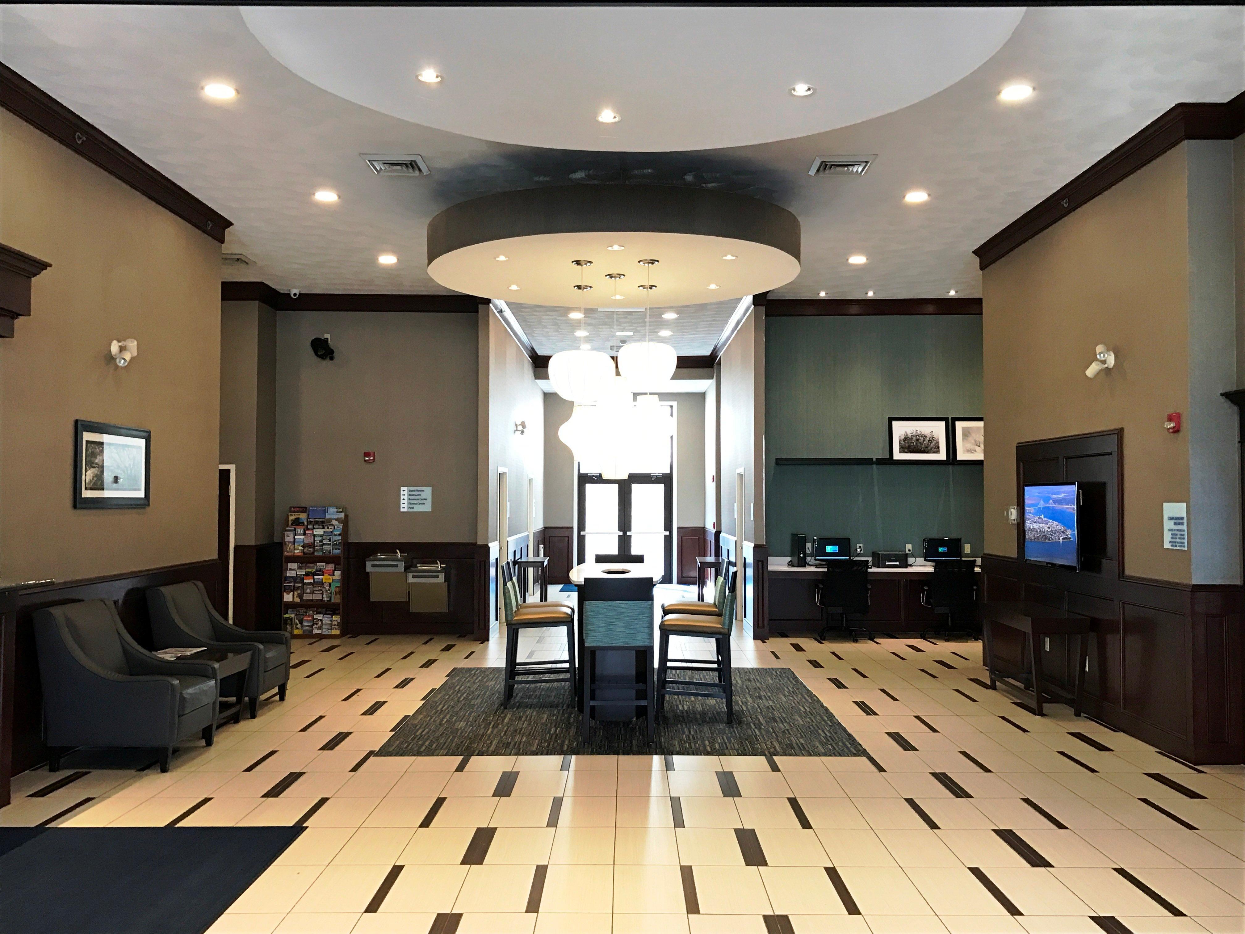 Holiday Inn Express & Suites Smithfield - Providence By Ihg Exterior foto