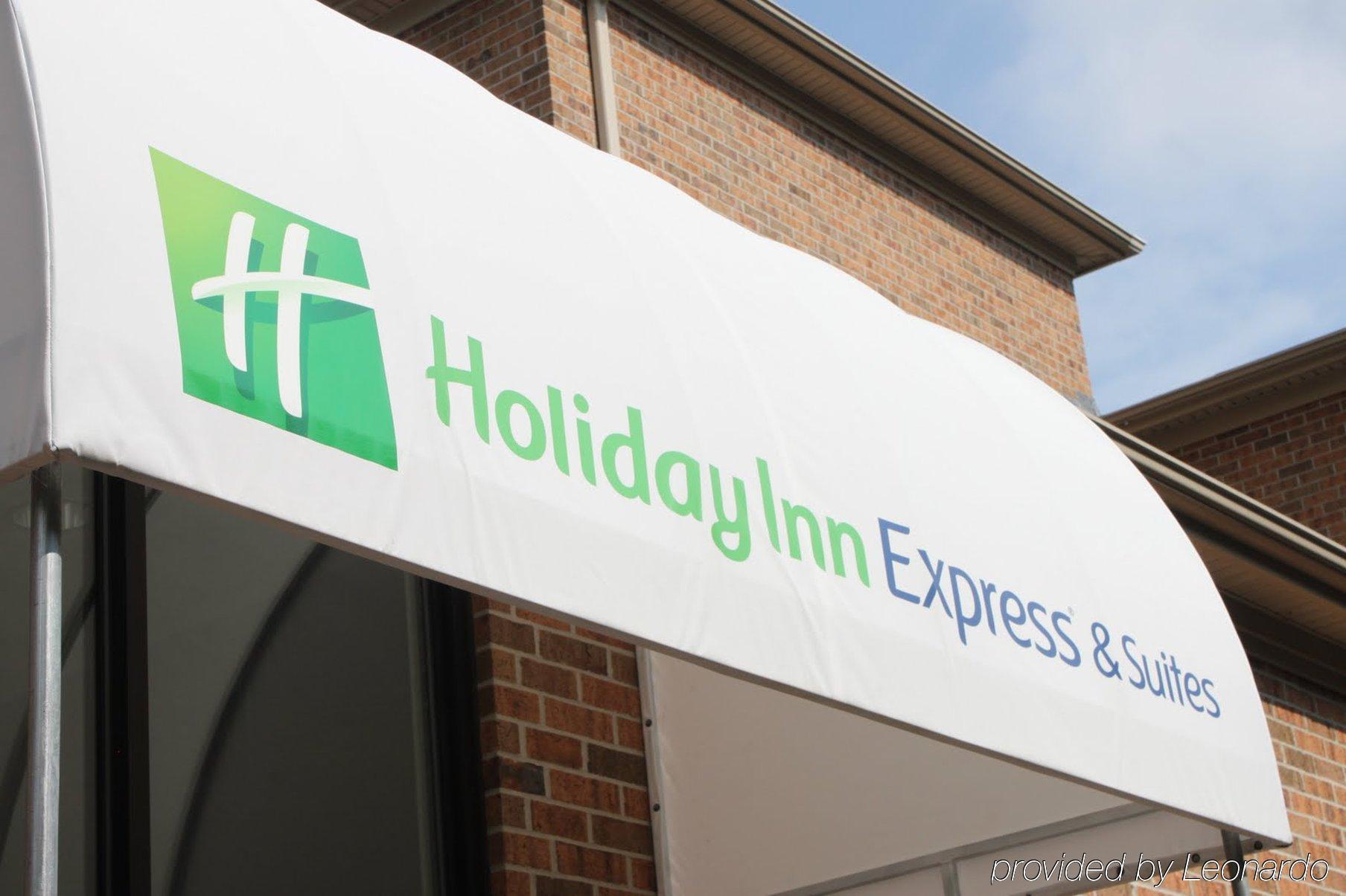 Holiday Inn Express & Suites Smithfield - Providence By Ihg Exterior foto